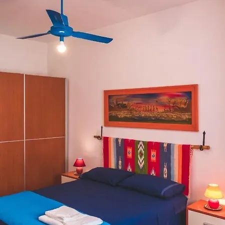 Casa Vacanze A Due Passi Dal Mare Feriehus *